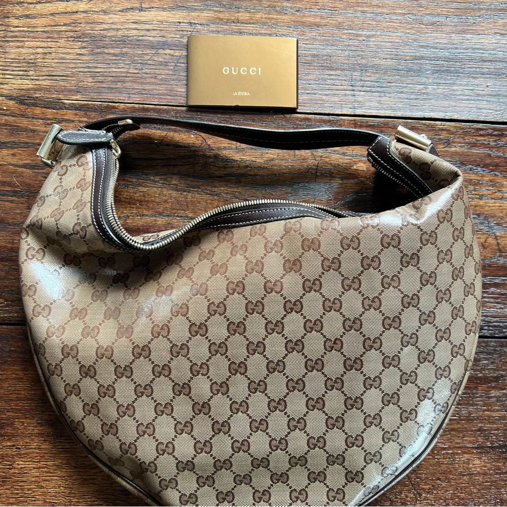 Gucci Duchessa Hobo (Vintage/authentic)